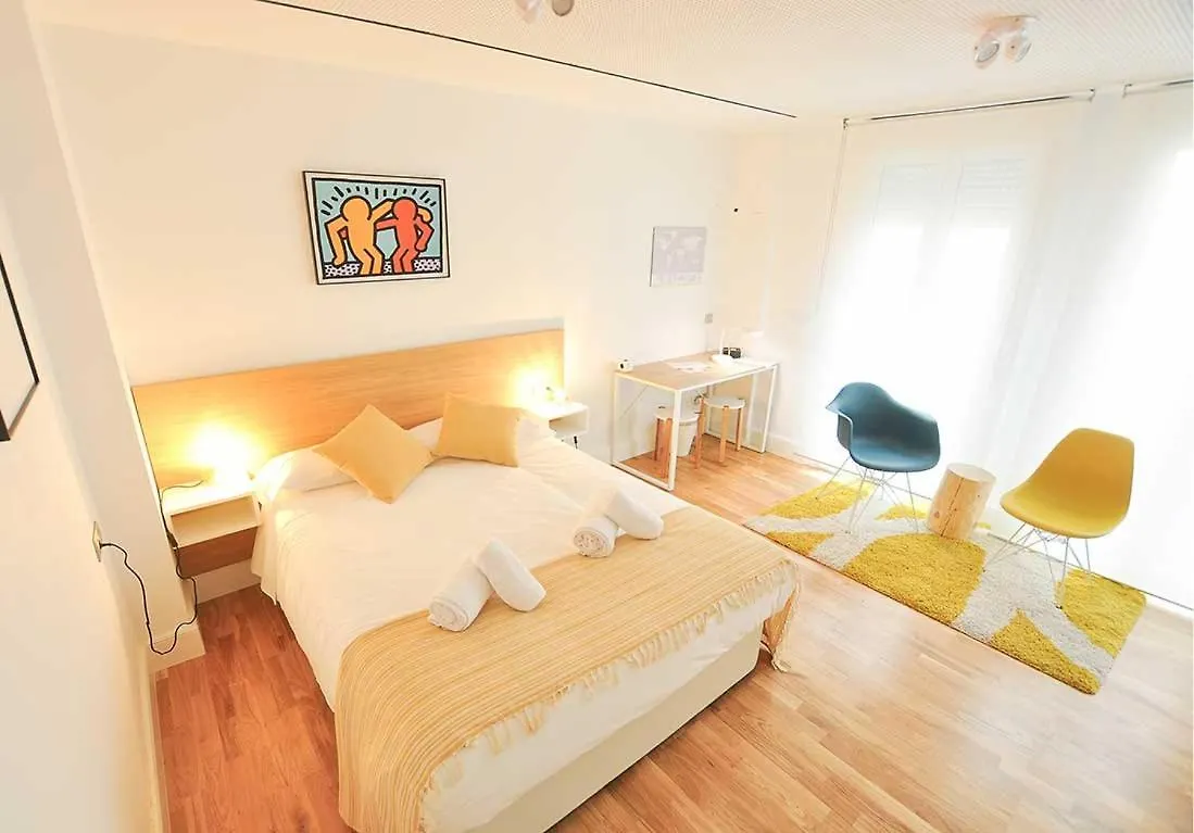 Estudio Nice Stay Madre De Dios Малага Апартаменты